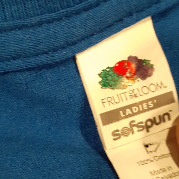 🤑🤑Girls Tee Shirt Chicago Cubs 2016 World Champs - Picture 2 of 3